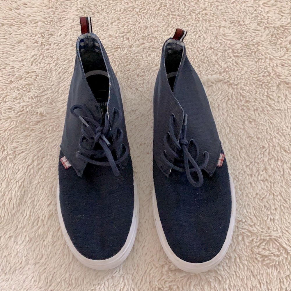 Ben Sherman casual kicks Size 9.5